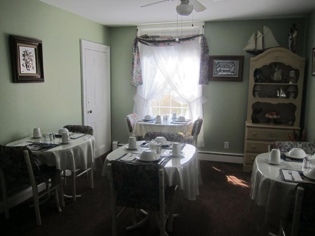 Summers Country Inn Digby Exterior foto